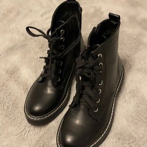 Madden girl size 6 combat boots